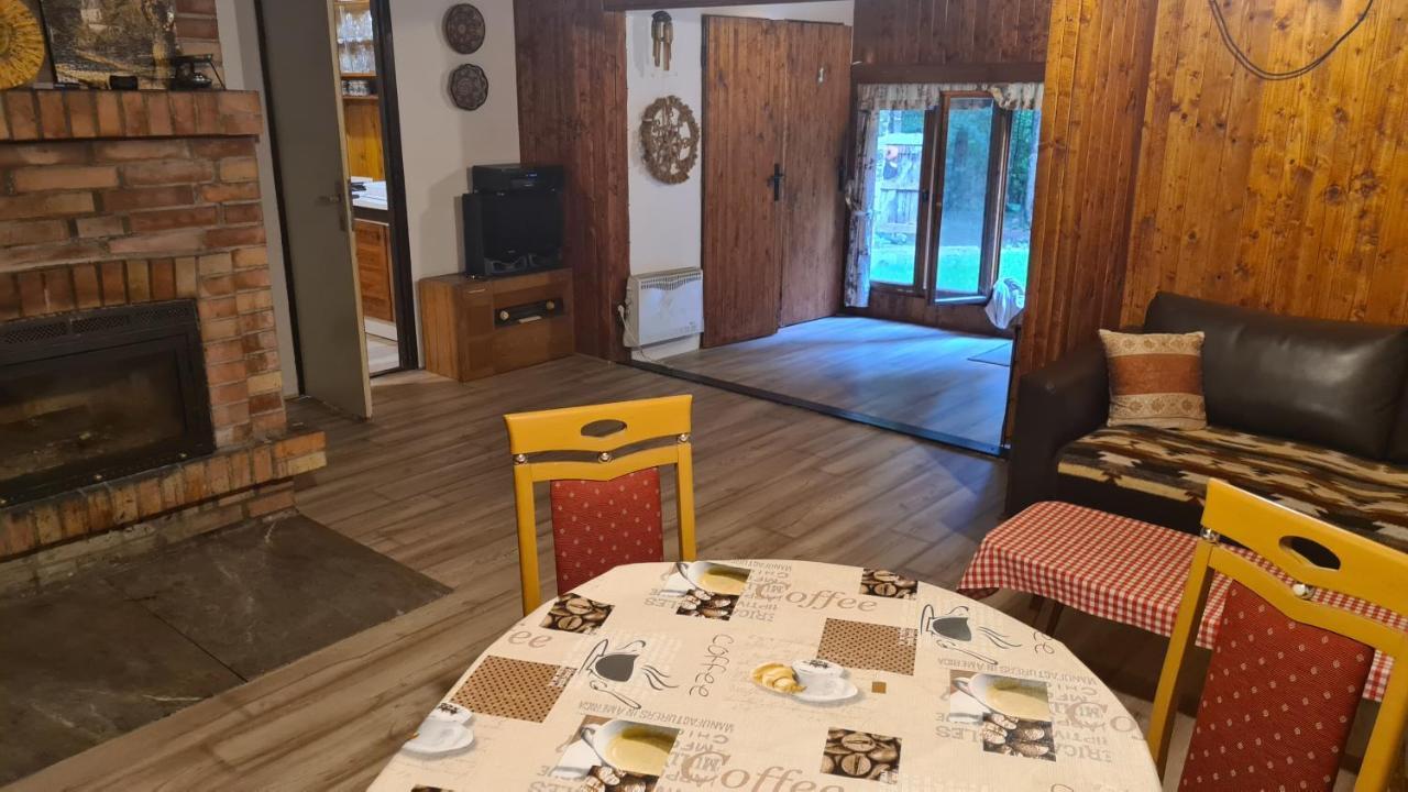 Slovak Cottage Near Bratislava In The Heart Of The Carpathians Modra Ngoại thất bức ảnh